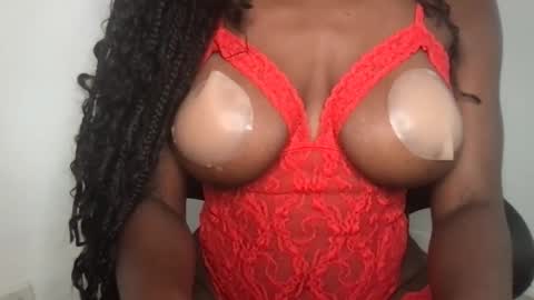 Snapshot of starjewelsxo chatting on 11-13-25, 02:16 Star Jewels online show from 11-13-25, 02:16