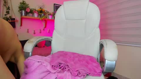 Alisson  online show from 01-25-25, 09:57