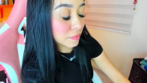 Alisson  online show from 10-01-25, 01:55