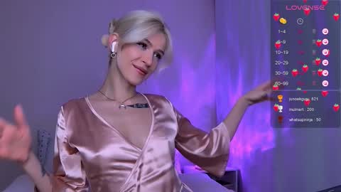 Stacey online show from 01-20-25, 06:53