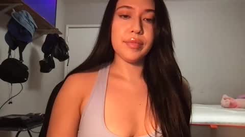 starlitdreams777 online show from 03-01-25, 03:21