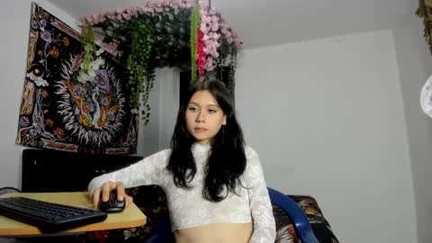 starmoonly online show from 02-22-25, 03:34