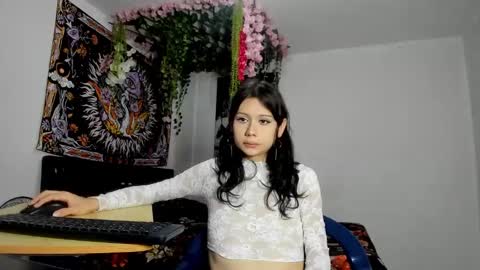 starmoonly online show from 02-22-25, 08:31