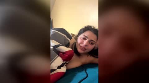 starrie_marrie online show from 02-06-26, 02:05