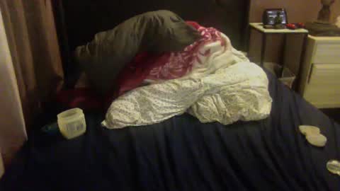 Snapshot of starshine333 chatting on 12-09-24, 08:00 ashtongue online show from 12-09-24, 08:00