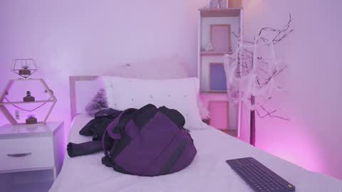 Yoko online show from 11-06-25, 03:35