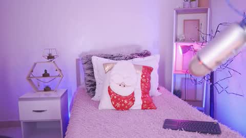 Yoko online show from 11-29-25, 07:11