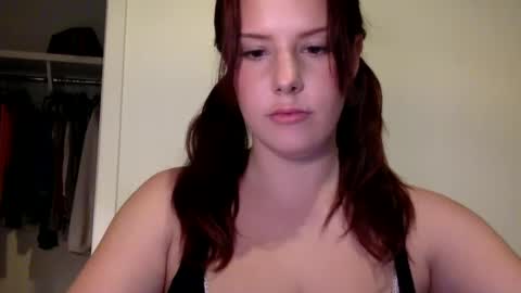 Snapshot of stassiesfucktoy chatting on 01-29-25, 02:19 stassiesfucktoy online show from 01-29-25, 02:19