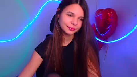 Snapshot of stasy_milk chatting on 02-18-25, 07:21 Stasy online show from 02-18-25, 07:21