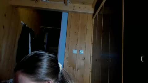 Snapshot of stasya_nova chatting on 02-19-25, 10:20 Stasy Nova online show from 02-19-25, 10:20