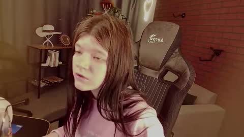 Snapshot of stasyacollins chatting on 12-05-25, 04:36 Stasia online show from 12-05-25, 04:36