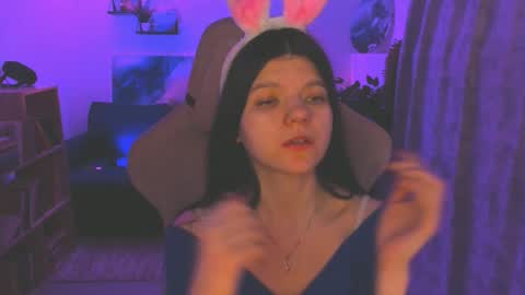 Snapshot of stasyacollins chatting on 03-08-26, 03:21 Stasia online show from 03-08-26, 03:21