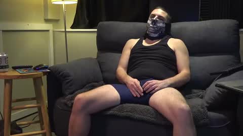 Snapshot of stayin_hard chatting on 11-22-25, 11:37 stayin hard online show from 11-22-25, 11:37