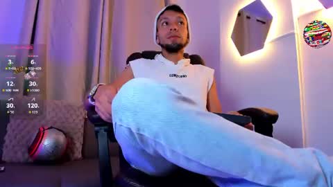 Snapshot of stebansilv_ chatting on 06-16-26, 11:02 Steban online show from 06-16-26, 11:02