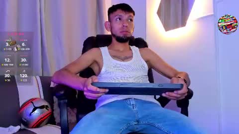 Snapshot of stebansilv_ chatting on 06-18-26, 11:03 Steban online show from 06-18-26, 11:03