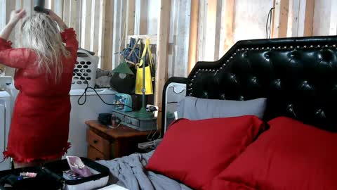 Snapshot of steeleenstacy chatting on 05-31-26, 11:39 Steele N Stacy online show from 05-31-26, 11:39