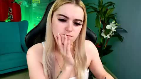 stef_nicks online show from 07-14-26, 12:44