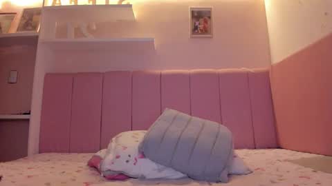 Snapshot of stefaagomez chatting on 09-24-25, 10:29 Stefa Gomez  online show from 09-24-25, 10:29