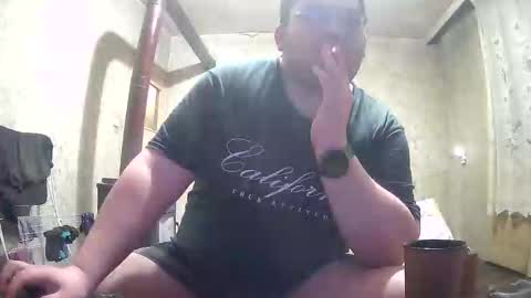 Snapshot of stefan90pt chatting on 03-28-26, 03:39 Stefan online show from 03-28-26, 03:39