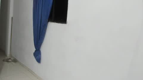 Snapshot of stefan_litleee chatting on 02-28-25, 01:47 julieth-cancer online show from 02-28-25, 01:47