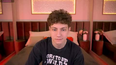 Esrefan online show from 02-20-26, 07:58