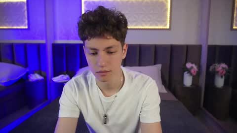 Esrefan online show from 03-29-26, 07:58