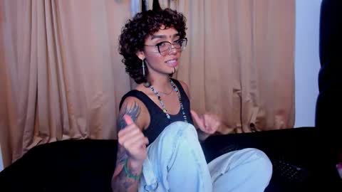 Stefania  online show from 10-17-25, 02:59