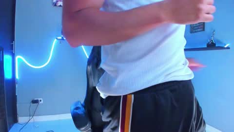 Stefann Salvatore online show from 02-05-26, 01:21