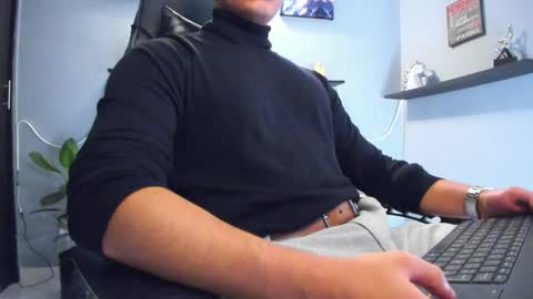 Stefann Salvatore online show from 03-26-26, 01:44