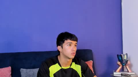 Snapshot of stefano_calle chatting on 12-01-25, 08:14 Stefano online show from 12-01-25, 08:14