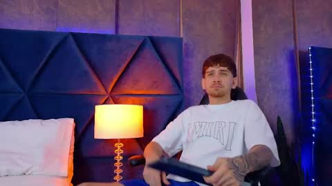 Snapshot of stefano_moretti chatting on 05-15-26, 04:41 S T E F A N O online show from 05-15-26, 04:41