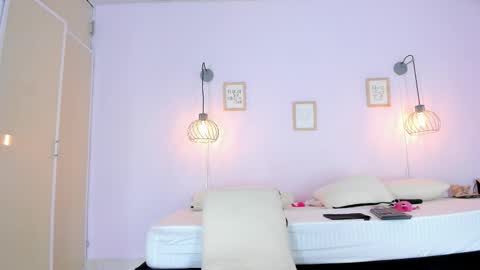 Stefany online show from 12-05-25, 07:54