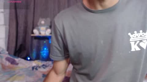 stefany_pablo1 online show from 11-18-25, 02:43