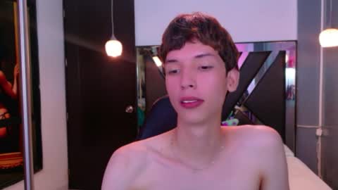 stefany piink online show from 04-30-26, 04:08