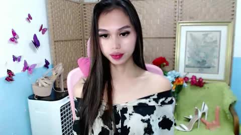 Snapshot of steffybabe chatting on 09-13-25, 01:00 steffybabe online show from 09-13-25, 01:00