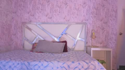 Steicy online show from 03-12-26, 12:00