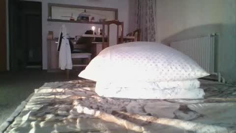 steki038434 online show from 11-30-25, 05:06