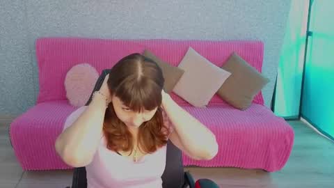 Snapshot of steladream chatting on 06-01-26, 09:44 Stela online show from 06-01-26, 09:44