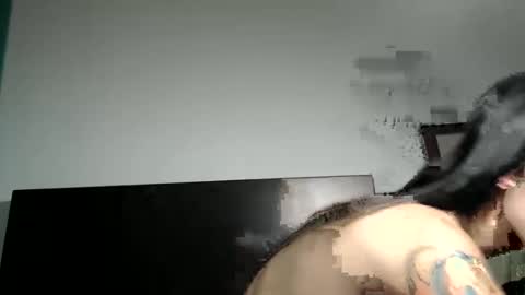 Snapshot of stella_art chatting on 01-16-25, 02:19 Stella online show from 01-16-25, 02:19