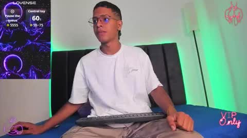 Drake online show from 02-15-26, 01:41