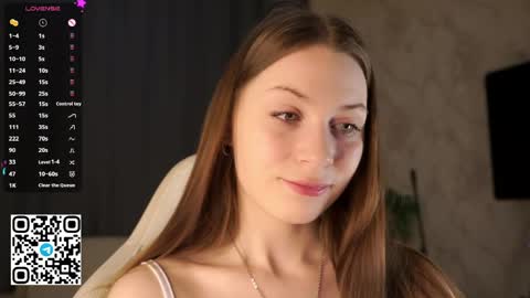 Snapshot of stella_of_steel chatting on 06-07-26, 11:14 Stella online show from 06-07-26, 11:14