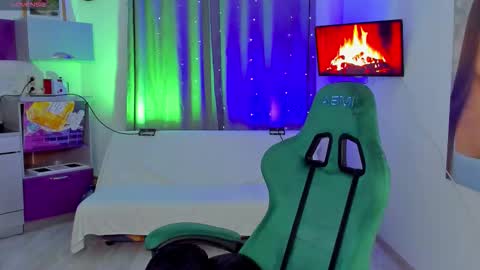 Stella online show from 12-02-25, 02:45