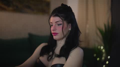 Stella online show from 01-20-25, 06:53