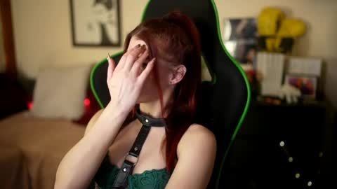 Stella online show from 04-07-26, 04:29