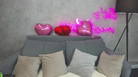 Stella online show from 02-18-26, 09:27