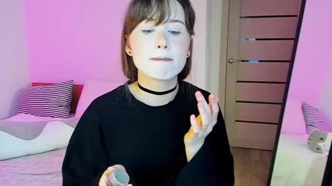 Snapshot of stella_sunny chatting on 11-29-25, 12:24 stella_sunny online show from 11-29-25, 12:24