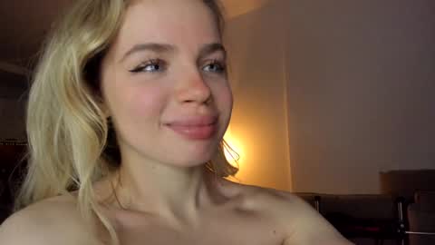 Asella online show from 12-19-24, 01:07