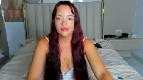 Snapshot of stellaa_queen chatting on 06-26-26, 12:15 stella online show from 06-26-26, 12:15