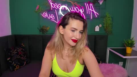 Stella online show from 04-16-26, 02:12