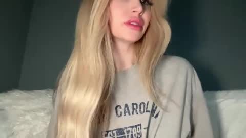 Stella Bella online show from 01-31-25, 06:46